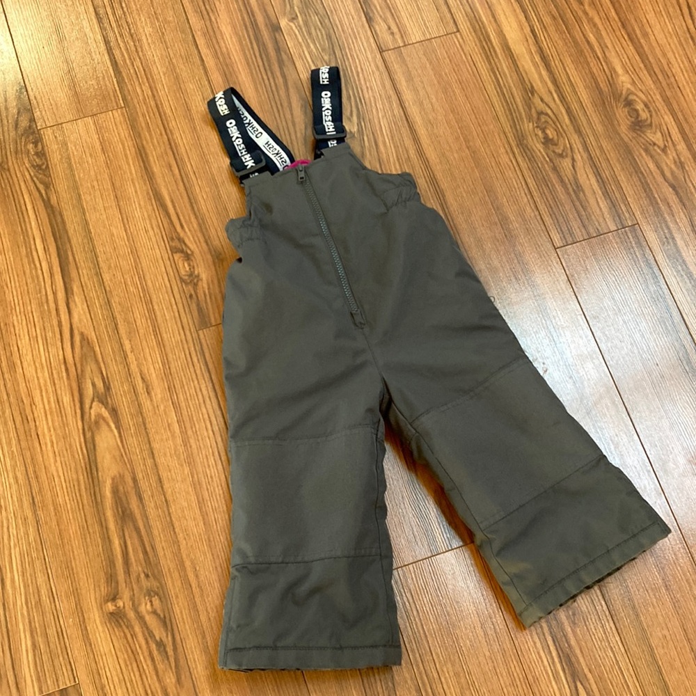 Oshkosh snow pants, size 24 months